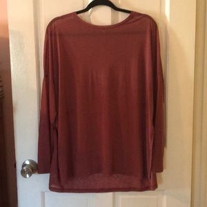 ALO Light Weight Long Sleeve Top